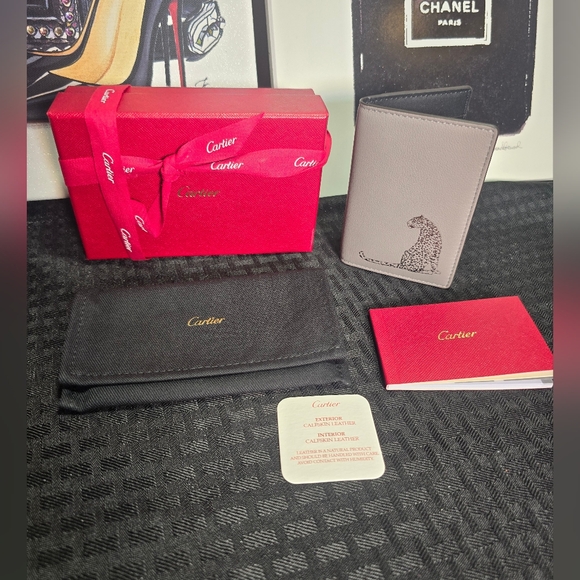 🔥💯NWOT CARTIER PANTHERE LEATHER CARD CASE UNISEX - Picture 3 of 16